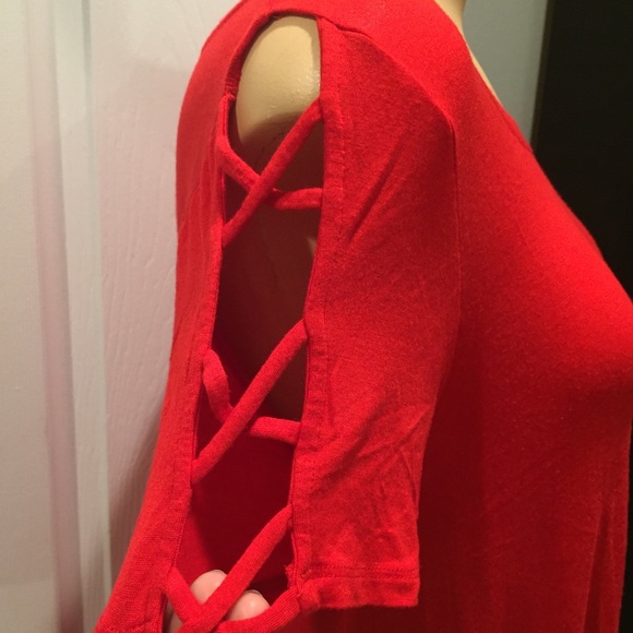 Stitchwürks cold shoulder Swing/blouse. - Picture 4 of 5